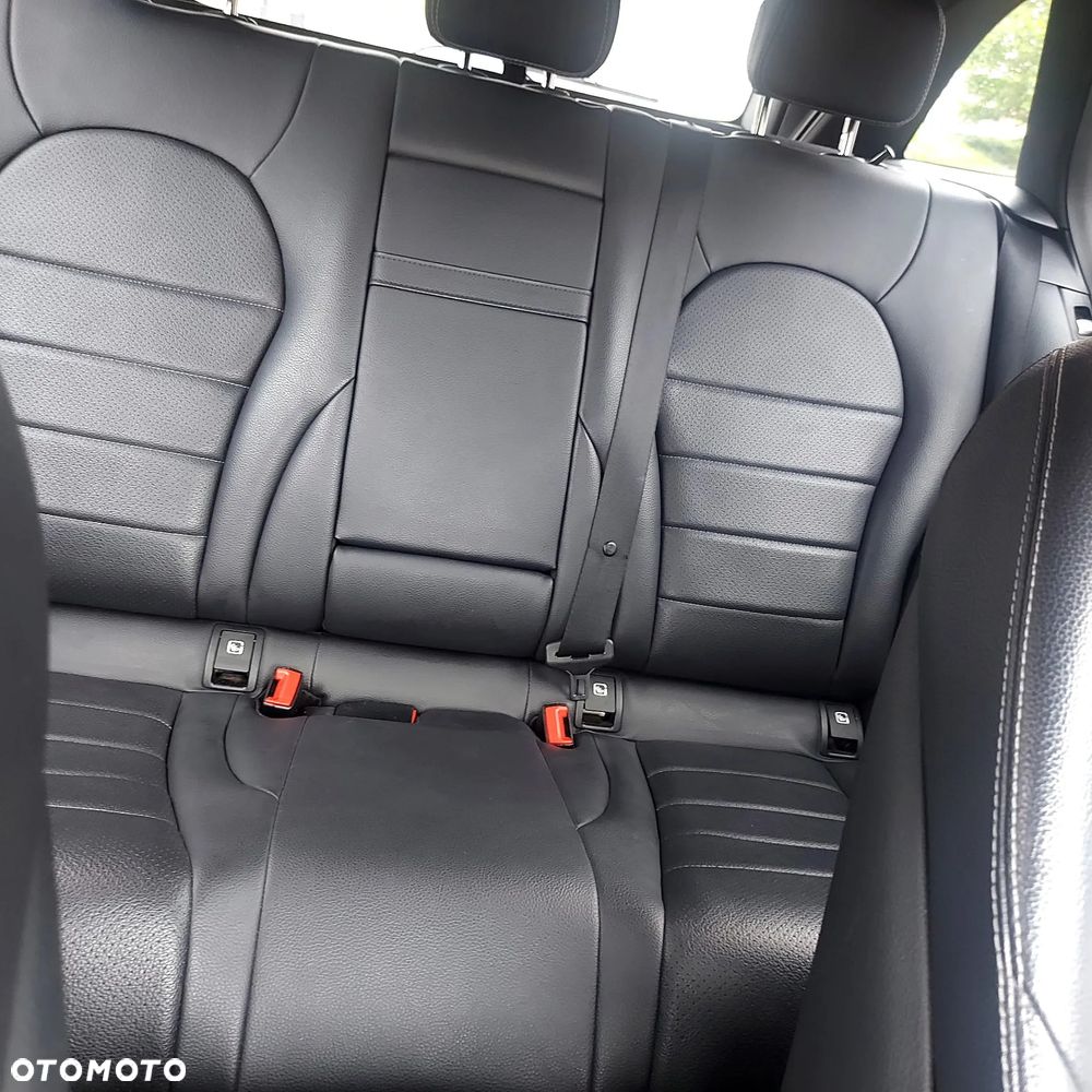Mercedes-Benz Klasa C 220 d 9G-TRONIC - 10