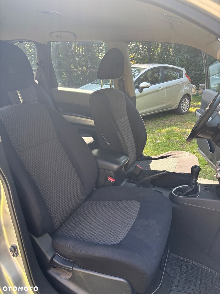 Nissan X-Trail 2.0 dCi XE - 10