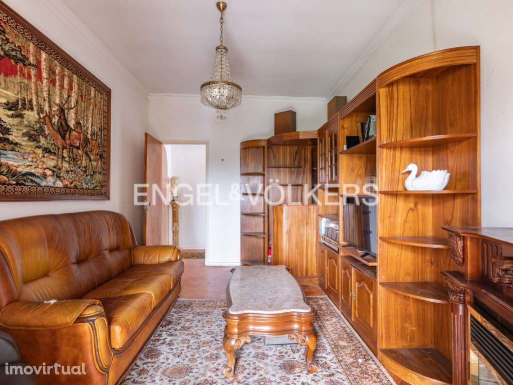 Moradia com duas frações de utilização independente e garagem - Grande imagem: 3/30