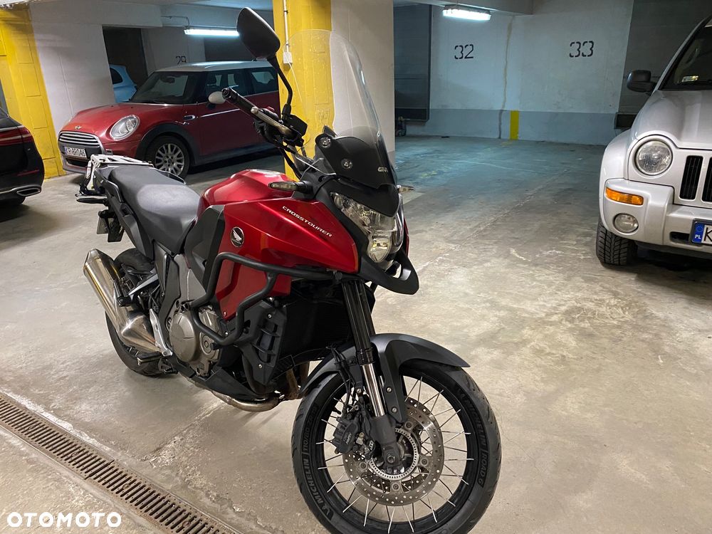 Honda VFR - 3