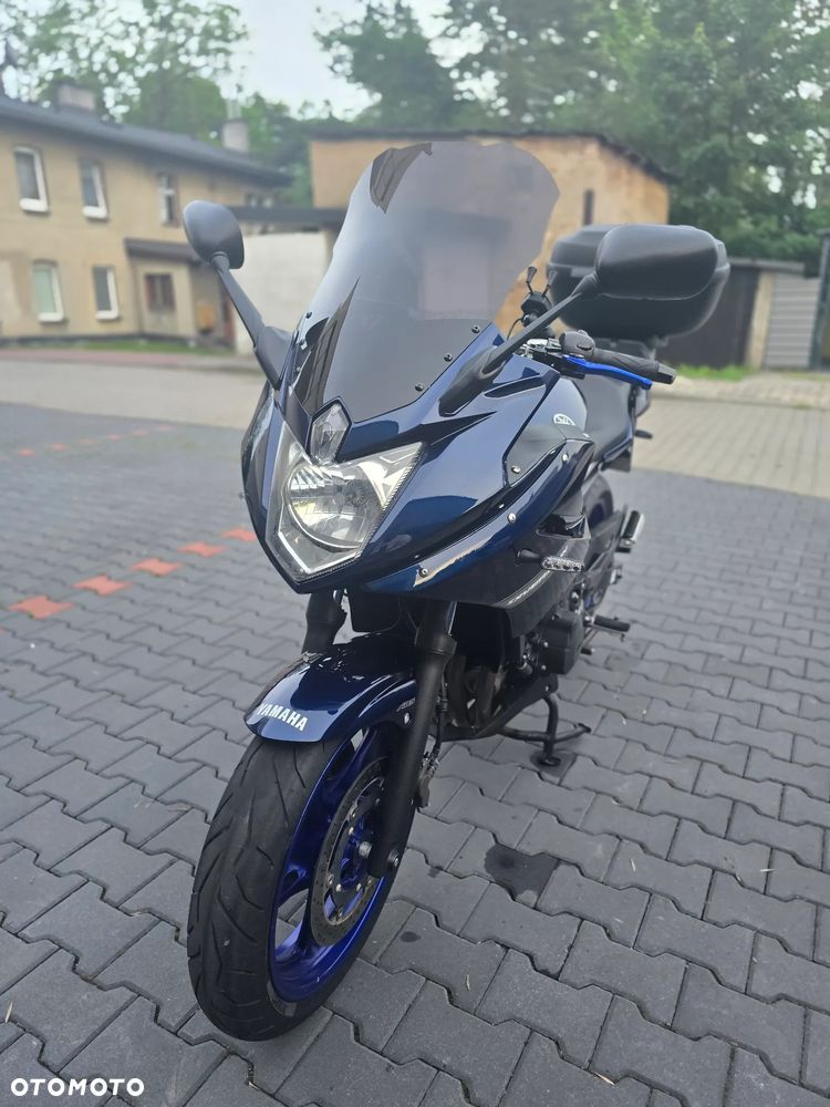 Yamaha XJ - 16