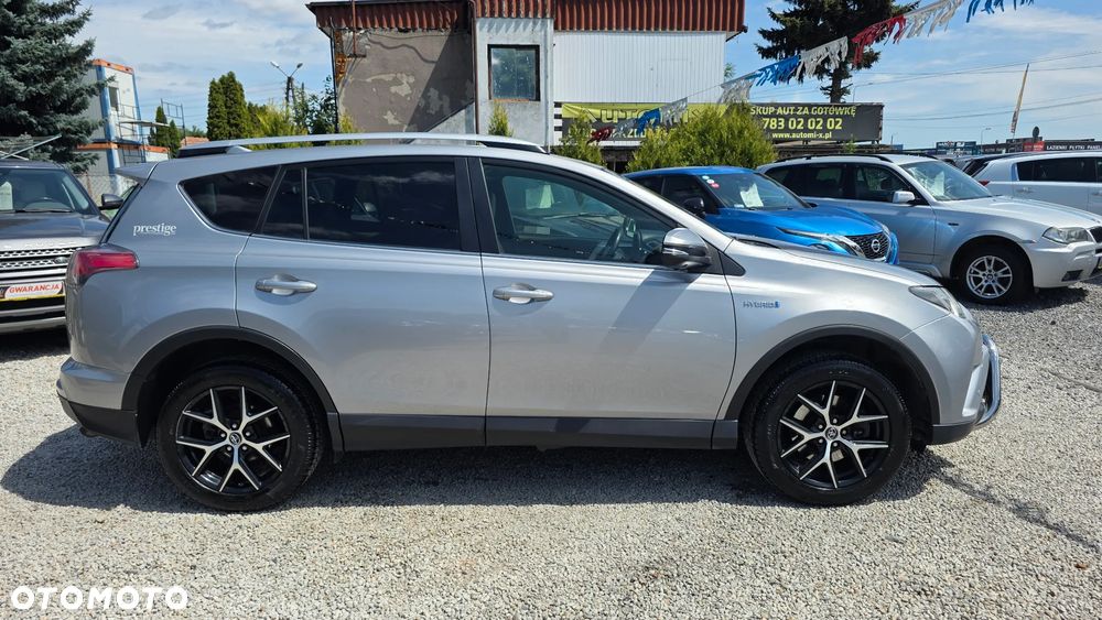 Toyota RAV4 - 11