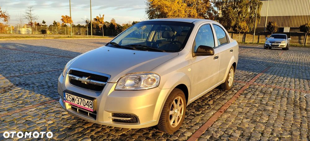 Chevrolet Aveo - 2