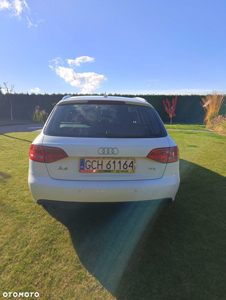 Audi A4 Avant - 4