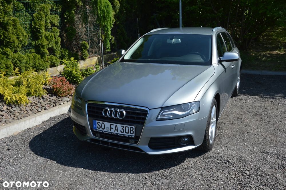 Audi A4 Avant - 13