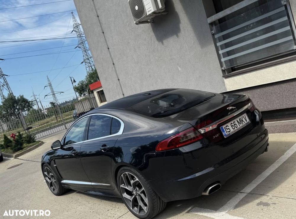 Jaguar XF 3.0D Luxury Aut - 2