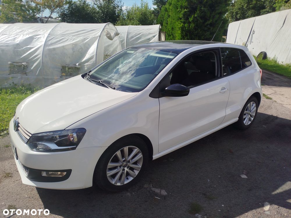 Volkswagen Polo - 2