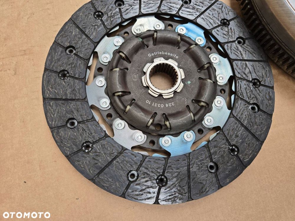 koło dwumasowe sprzęgło docisk komplet luk 415027110 vw t5 2.5 tdi - 4