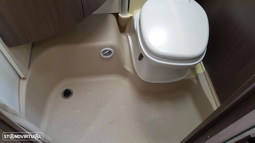 Burstner Viseo i 720 cama central - 20