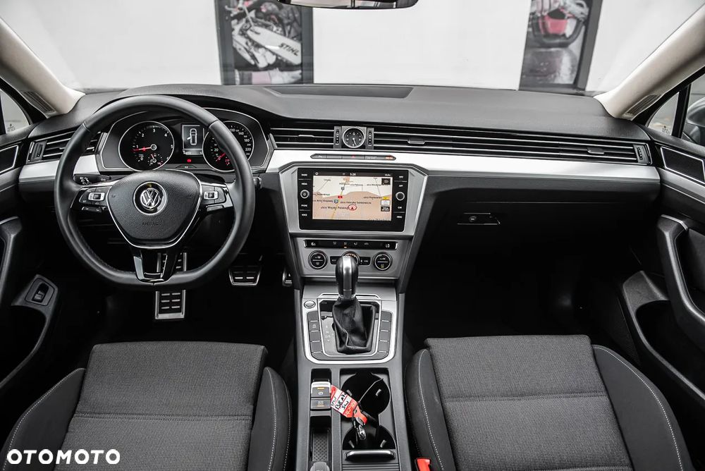 Volkswagen Passat Variant 1.6 TDI SCR DSG Business - 26