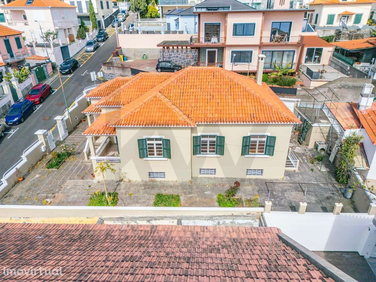 Moradia T4 - Funchal - Stª Maria Maior - Grande imagem: 2/42