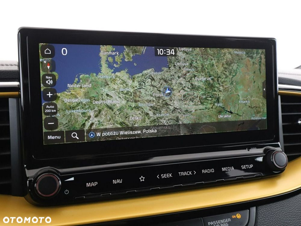 Kia XCeed - 26