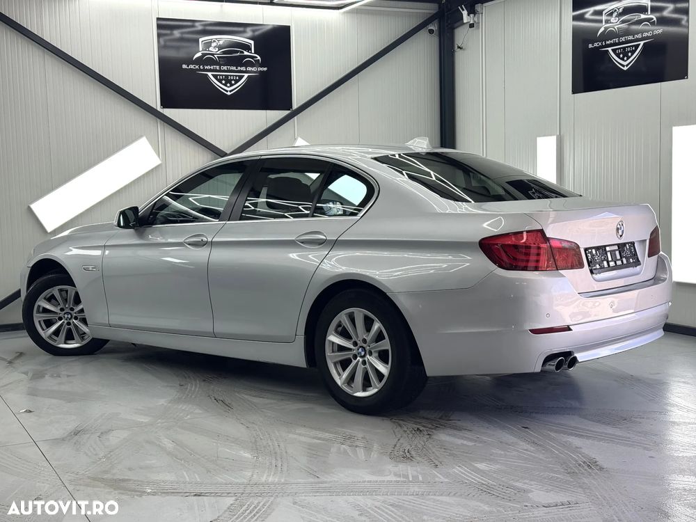 BMW Seria 5 525d Sport-Aut. - 13