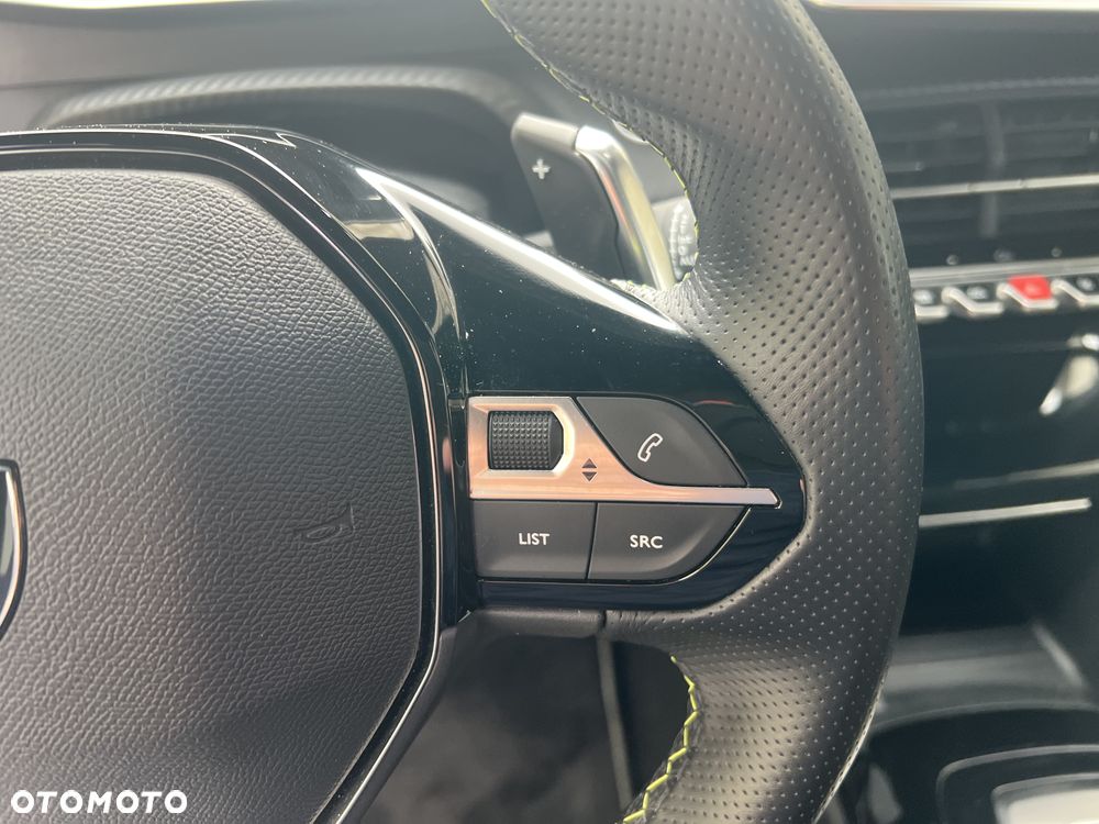 Peugeot 2008 BlueHDi 130 GT S&S EAT8 - 15