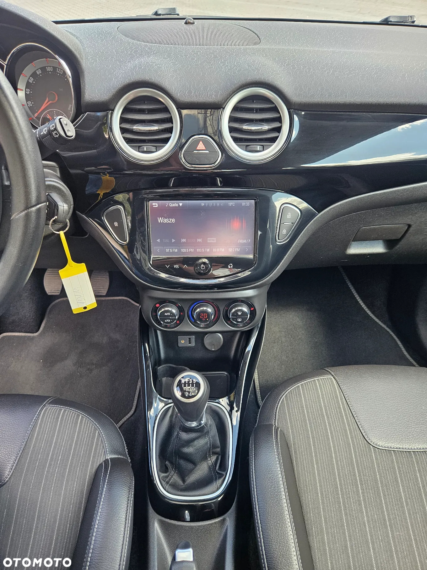 Opel Adam 1.2 Black Jack - 19
