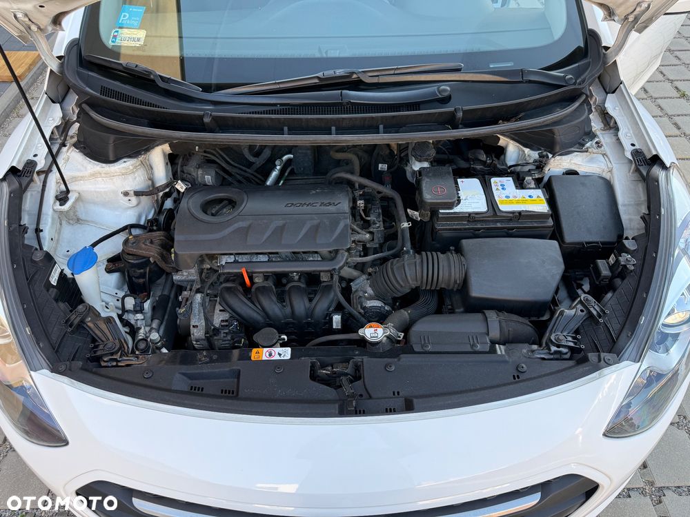 Hyundai i30 1.4 Comfort - 13
