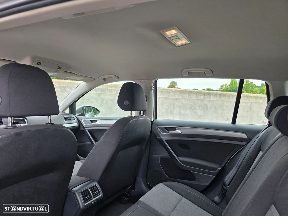 VW Golf Variant 1.6 TDi BlueMotion Comfortline - 21