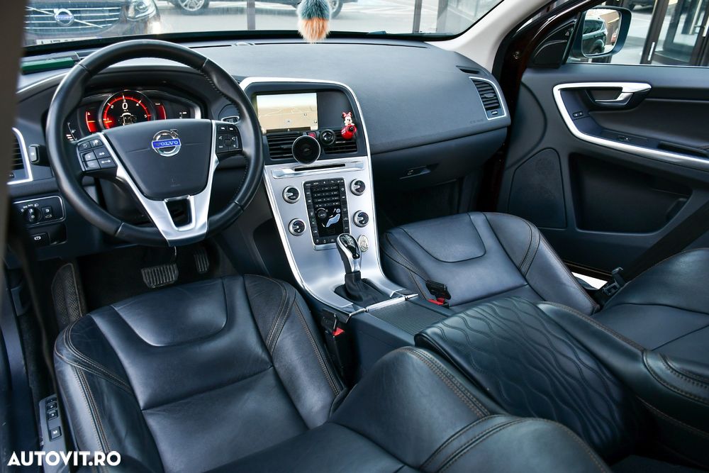 Volvo XC 60 D4 Geartronic Summum - 25