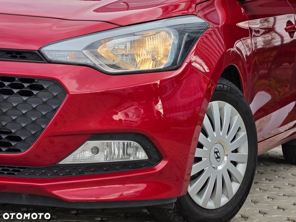 Hyundai i20 1.2 Passion Plus - 13