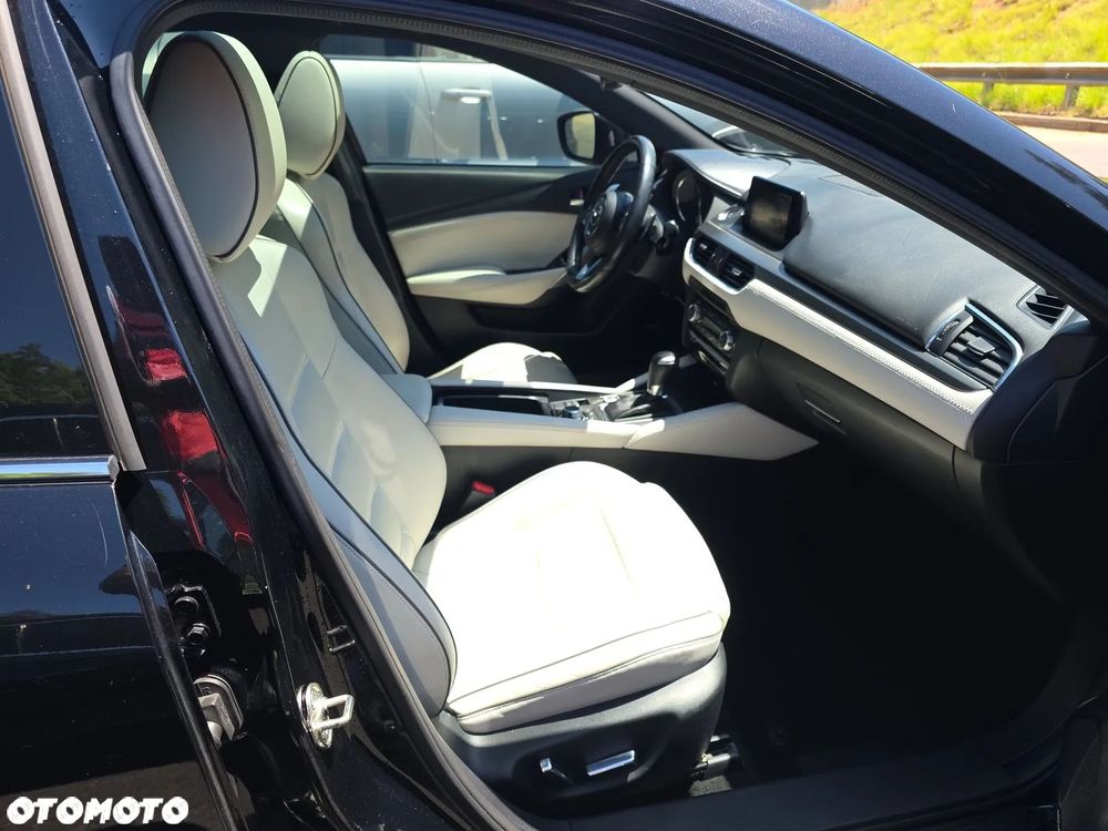 Mazda 6 - 11