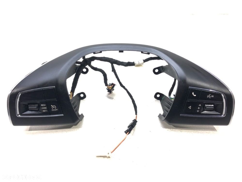 PRZEŁĄCZNIKI KIEROWNICY MULTIFUNKCJA  MASERATI QUATTROPORTE VI 2012 - 2022 3.0 S Q4 302 kW [411 - 1