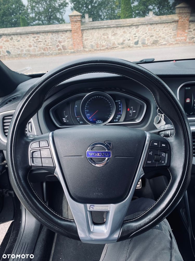 Volvo V40 D2 Drive-E R-Design Kinetic - 24