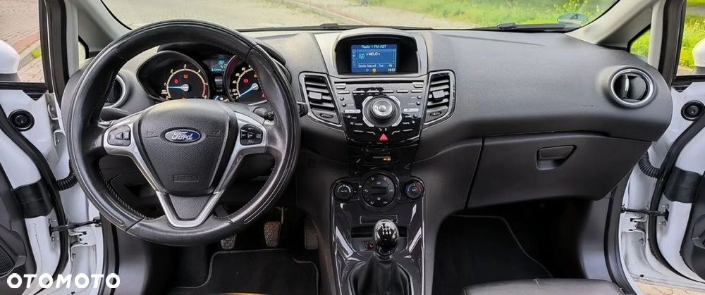 Ford Fiesta 1.6 TDCi DPF Platinium X - 9