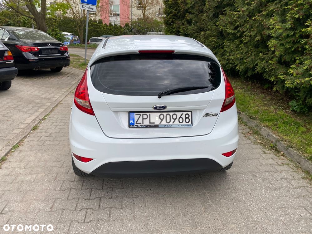 Ford Fiesta 1.25 Trend Edition - 12