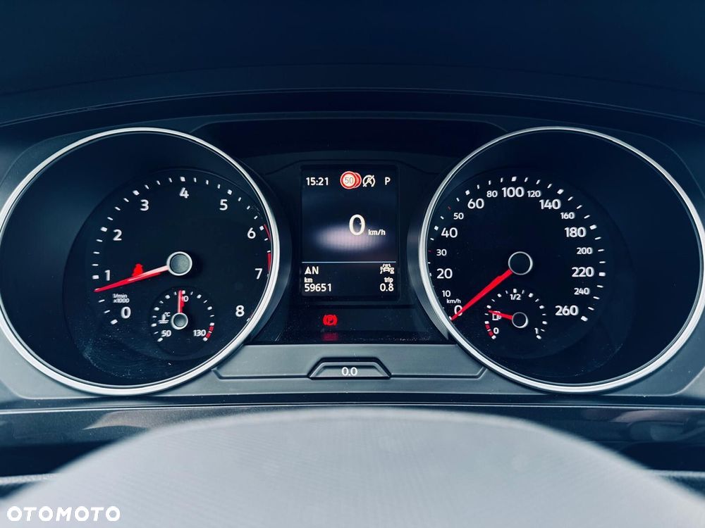 Volkswagen Tiguan - 25