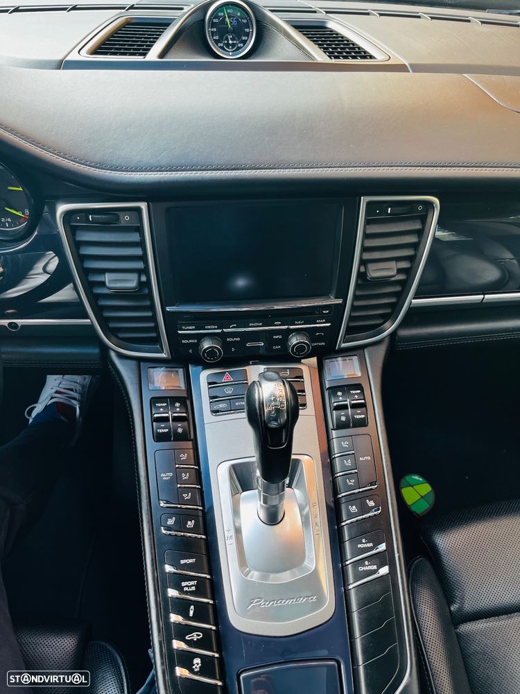 Porsche Panamera S E-Hybrid - 30