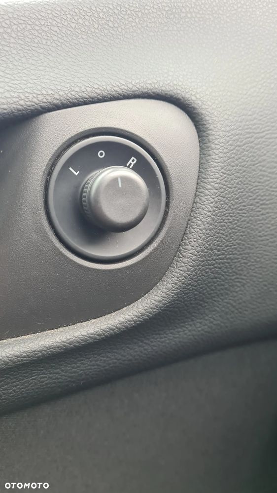 Opel Meriva - 18