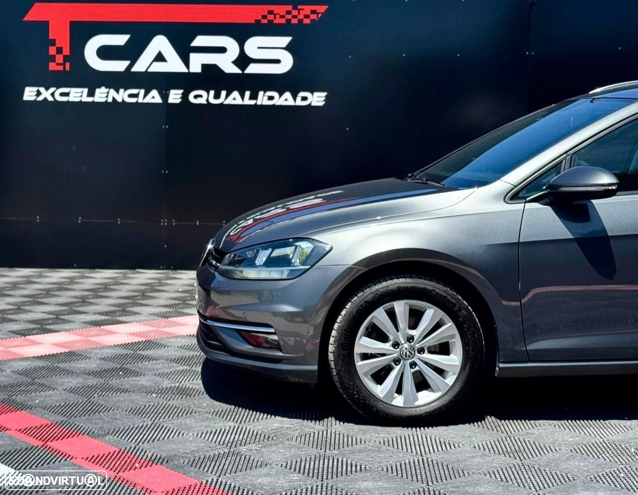 VW Golf Variant 1.6 TDi Confortline - 23
