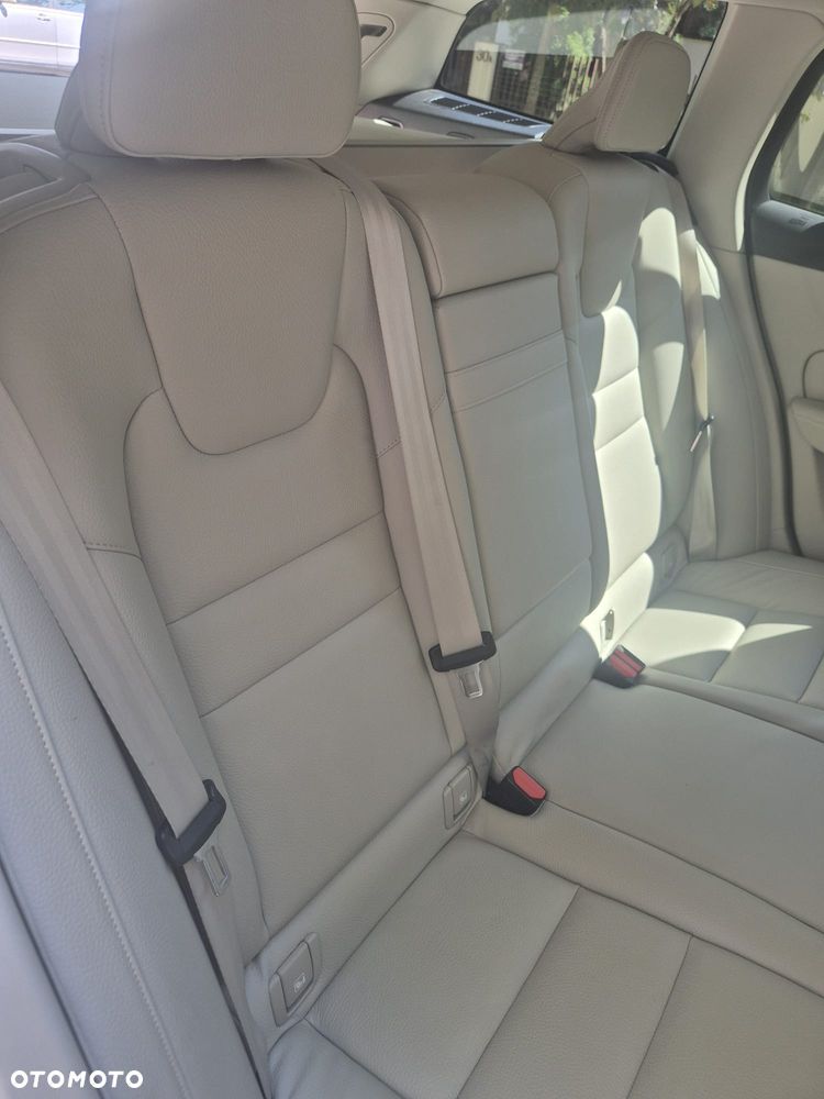 Volvo V60 B4 B Momentum Pro - 7