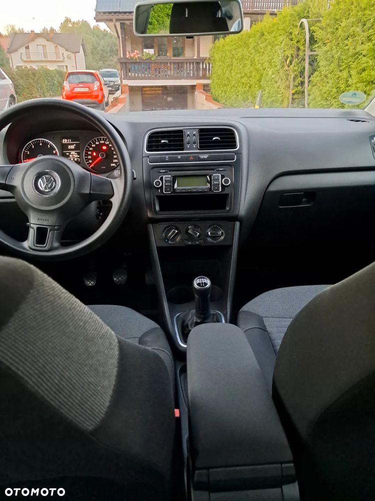 Volkswagen Polo - 7