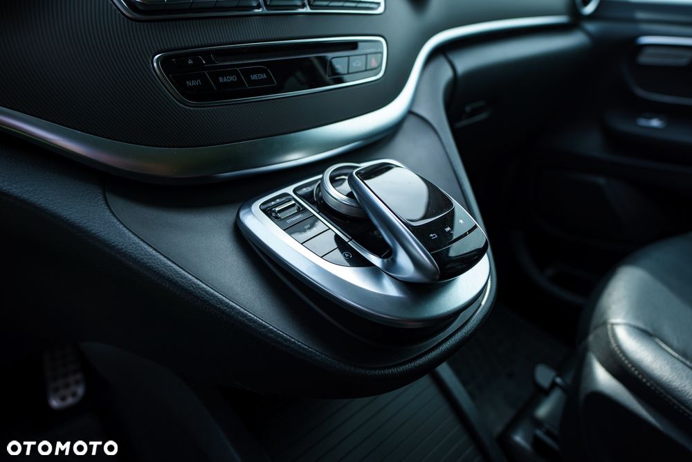 Mercedes-Benz Klasa V 250 (BlueTEC) d 7G-Tronic (d³ugi) - 35