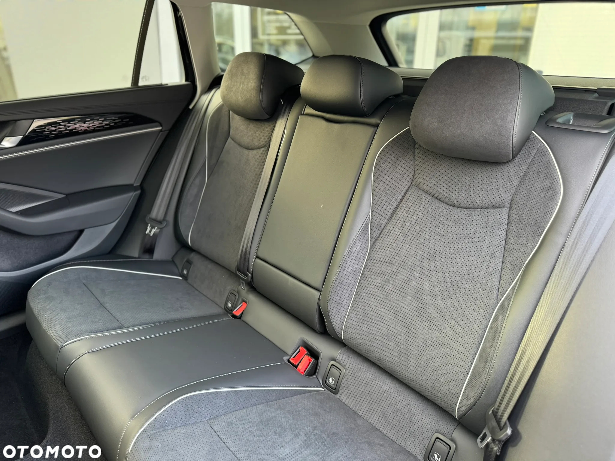 Volkswagen Passat 1.5 TSI EVO Business DSG - 30