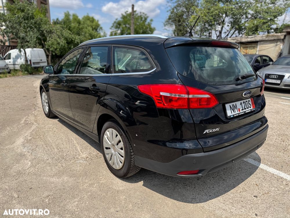 Ford Focus 1.0 EcoBoost Trend Edition - 3