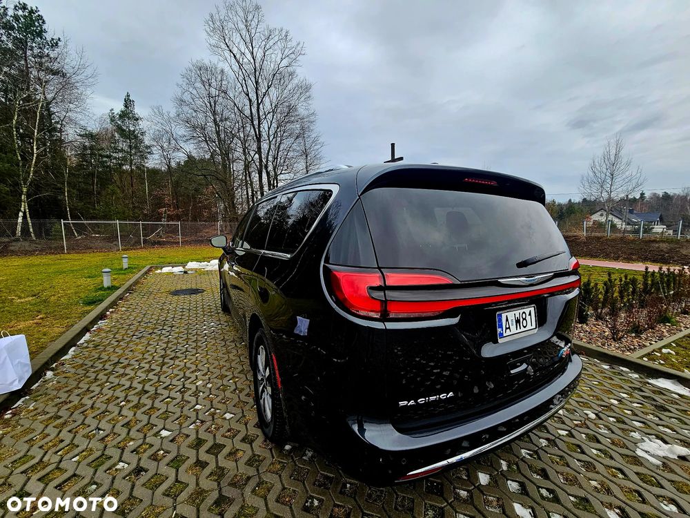 Chrysler Pacifica - 7