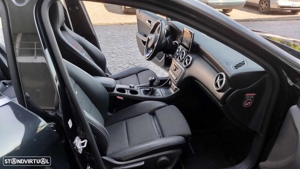 Mercedes-Benz A 180 d Style - 13