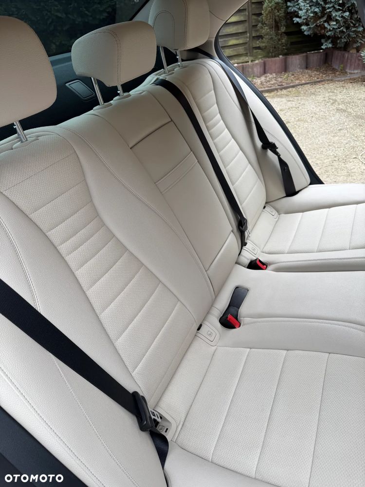 Mercedes-Benz Klasa E 220 d 4-Matic Avantgarde - 15