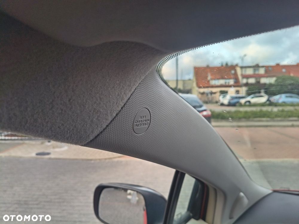Toyota Yaris 1.0 VVT-i Team - 30