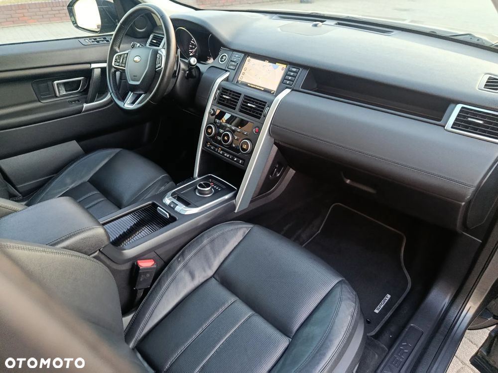 Land Rover Discovery Sport TD4 HSE Luxury - 31