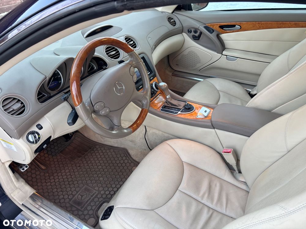 Mercedes-Benz SL - 9