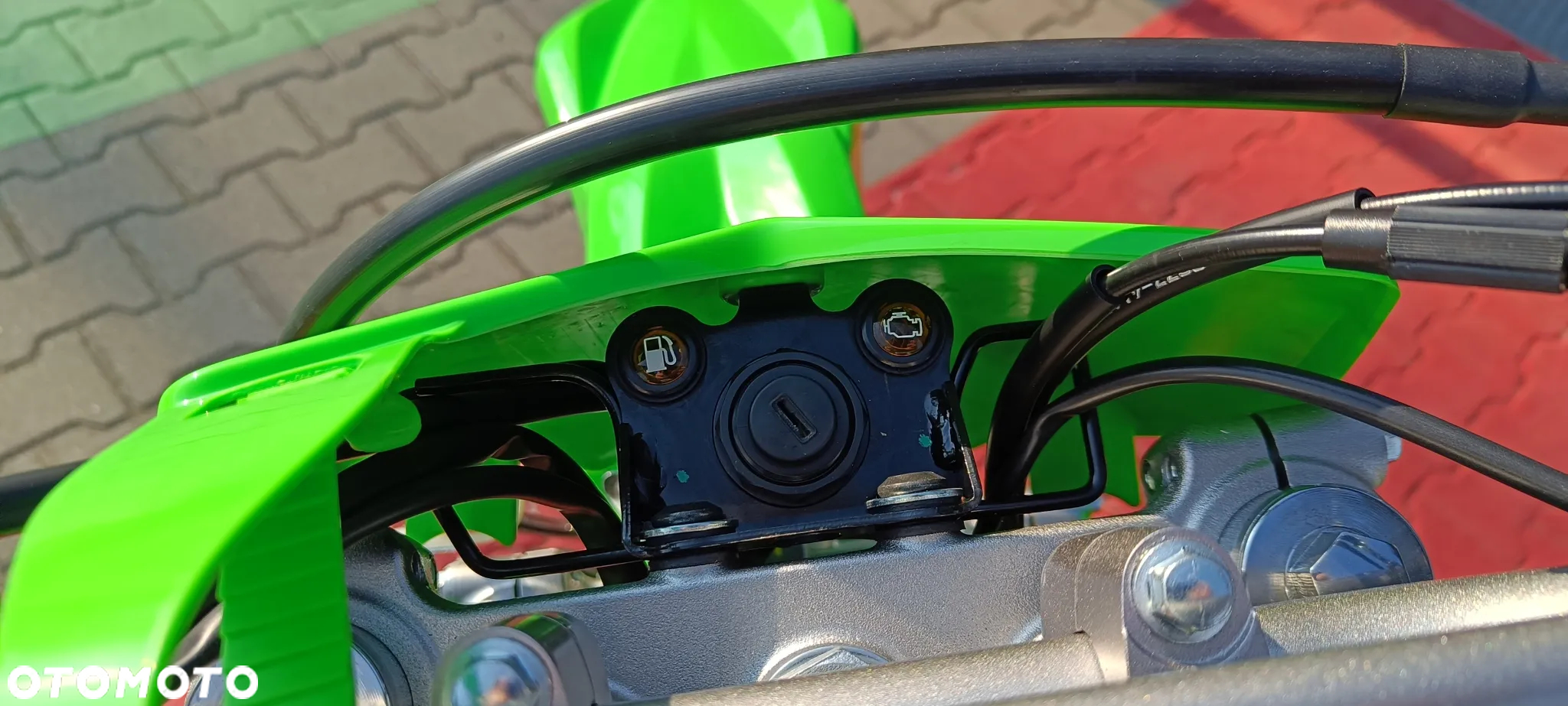 Kawasaki KLX - 8