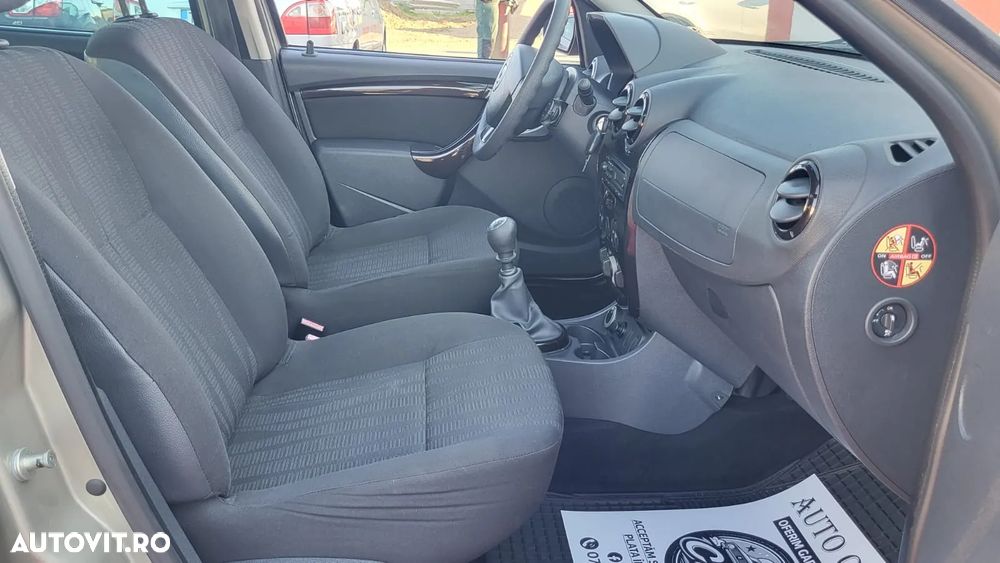 Dacia Duster 1.6 4x4 Ambiance - 22