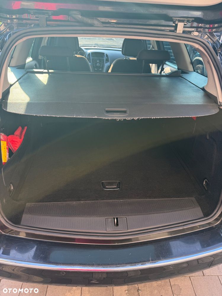 Opel Astra 1.6 CDTI Sport - 11