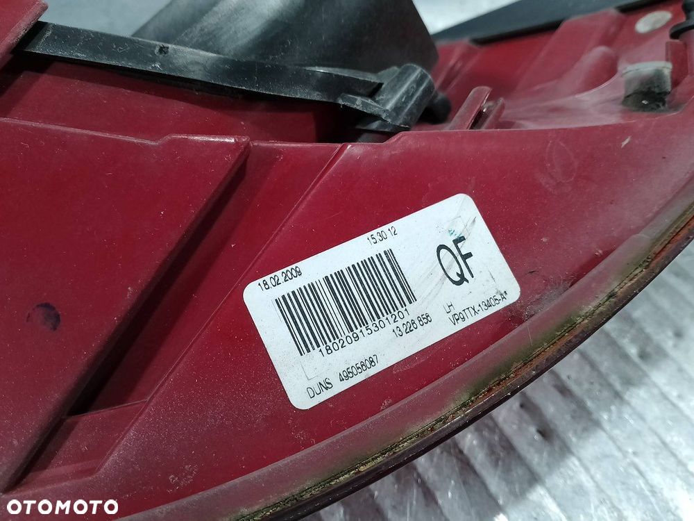 LAMPA TYLNA LEWA OPEL INSIGNIA 13226856 KOMBI - 8