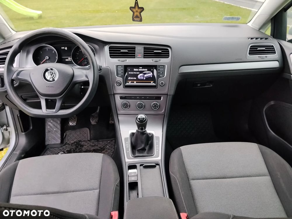 Volkswagen Golf 1.6 TDI Trendline - 5