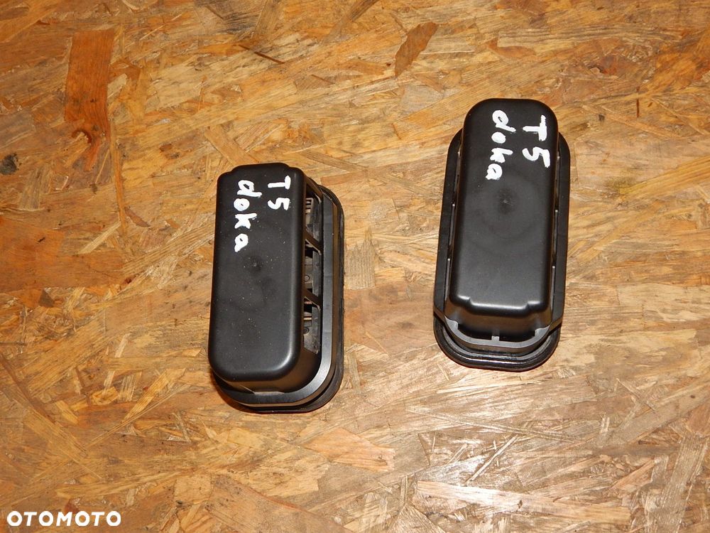 vw t5 doka kratka wentylacyjna nawiewu tył - 1
