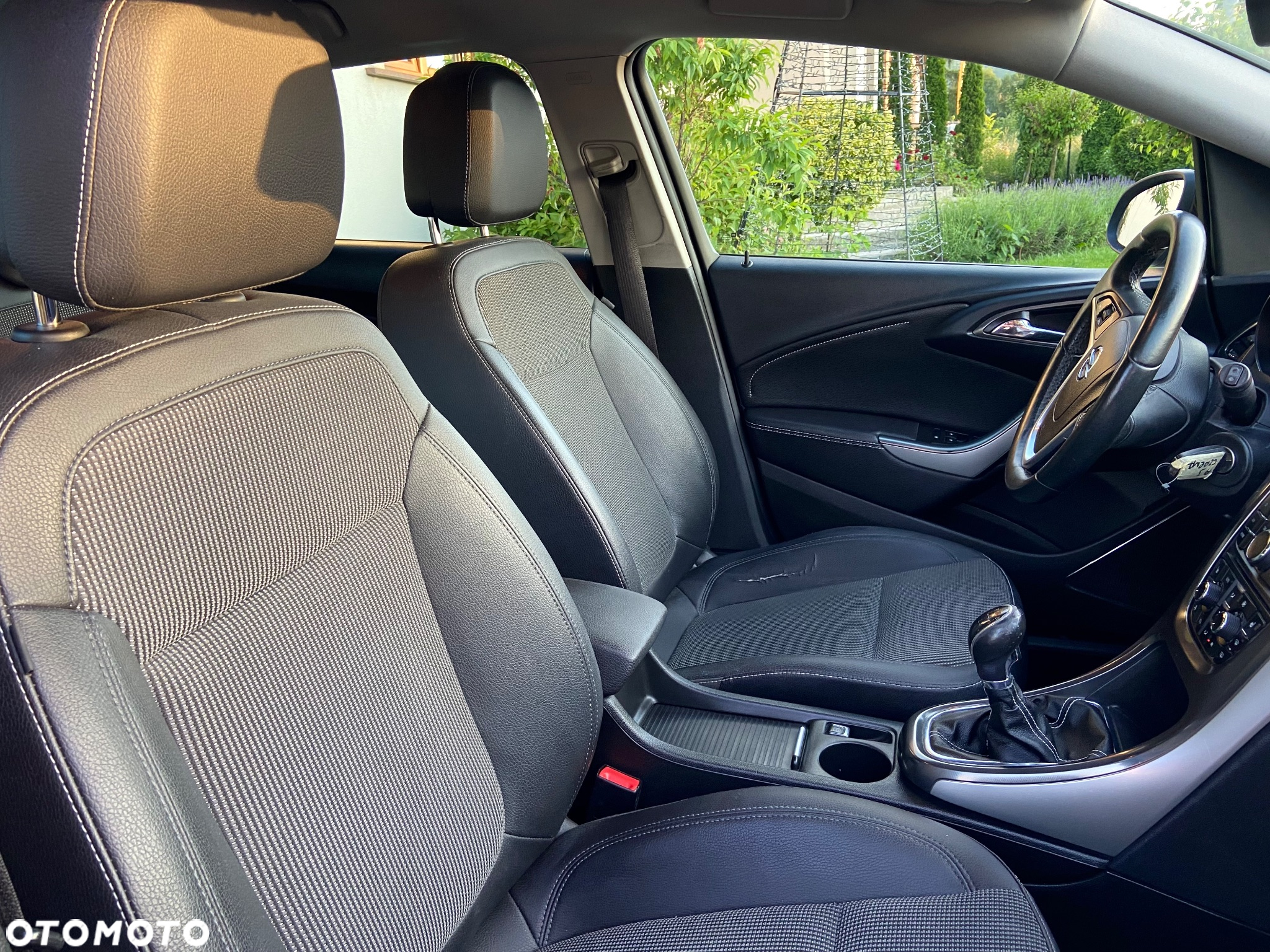 Opel Astra 1.6 Cosmo - 17
